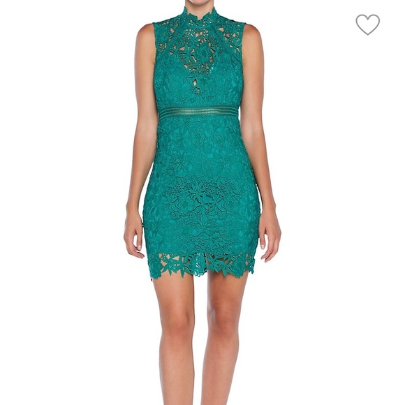 Beautiful green Bardot lace dress - Picture 7 of 11